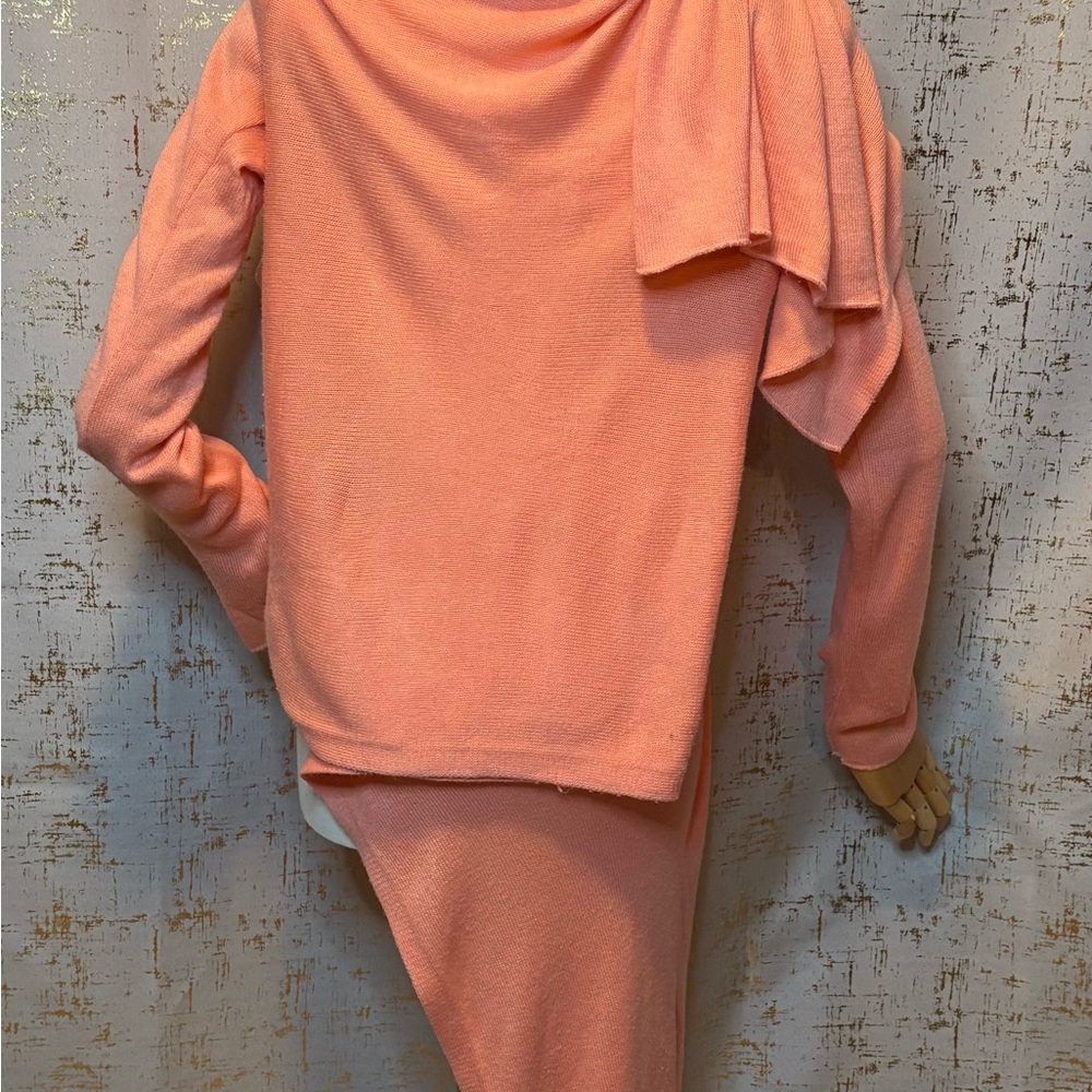 Elegant Peach Women's Versatile Sweater - Picture 2 of 5